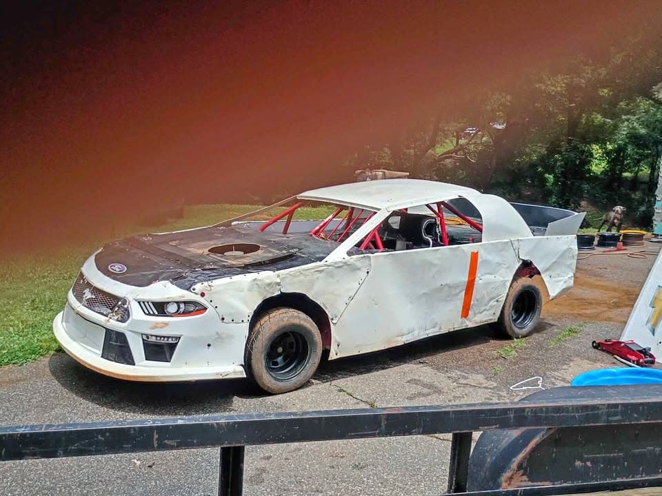 1985 Ford Mustang pony stock car, race ready